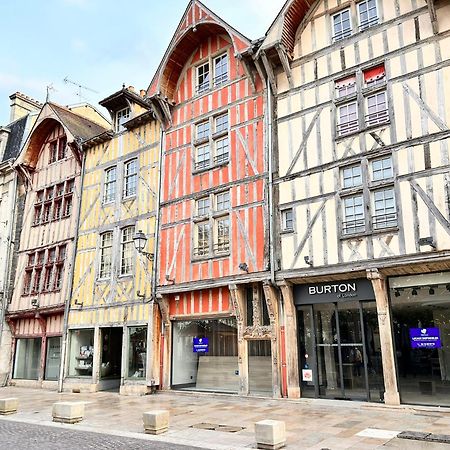 Suite Cosy Jacuzzi Troyes - Secrets D'Ana Exterior photo