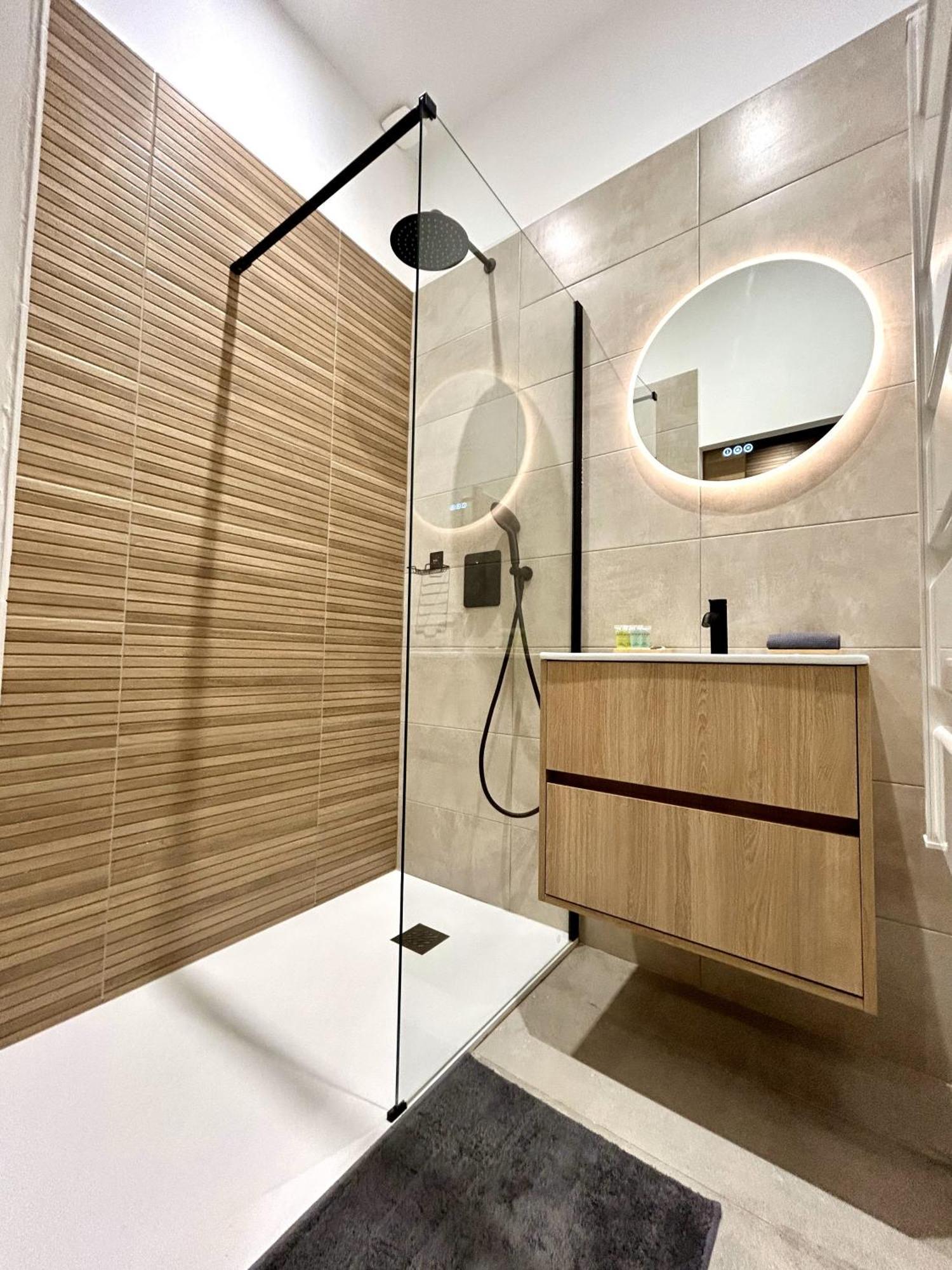Suite Cosy Jacuzzi Troyes - Secrets D'Ana Exterior photo
